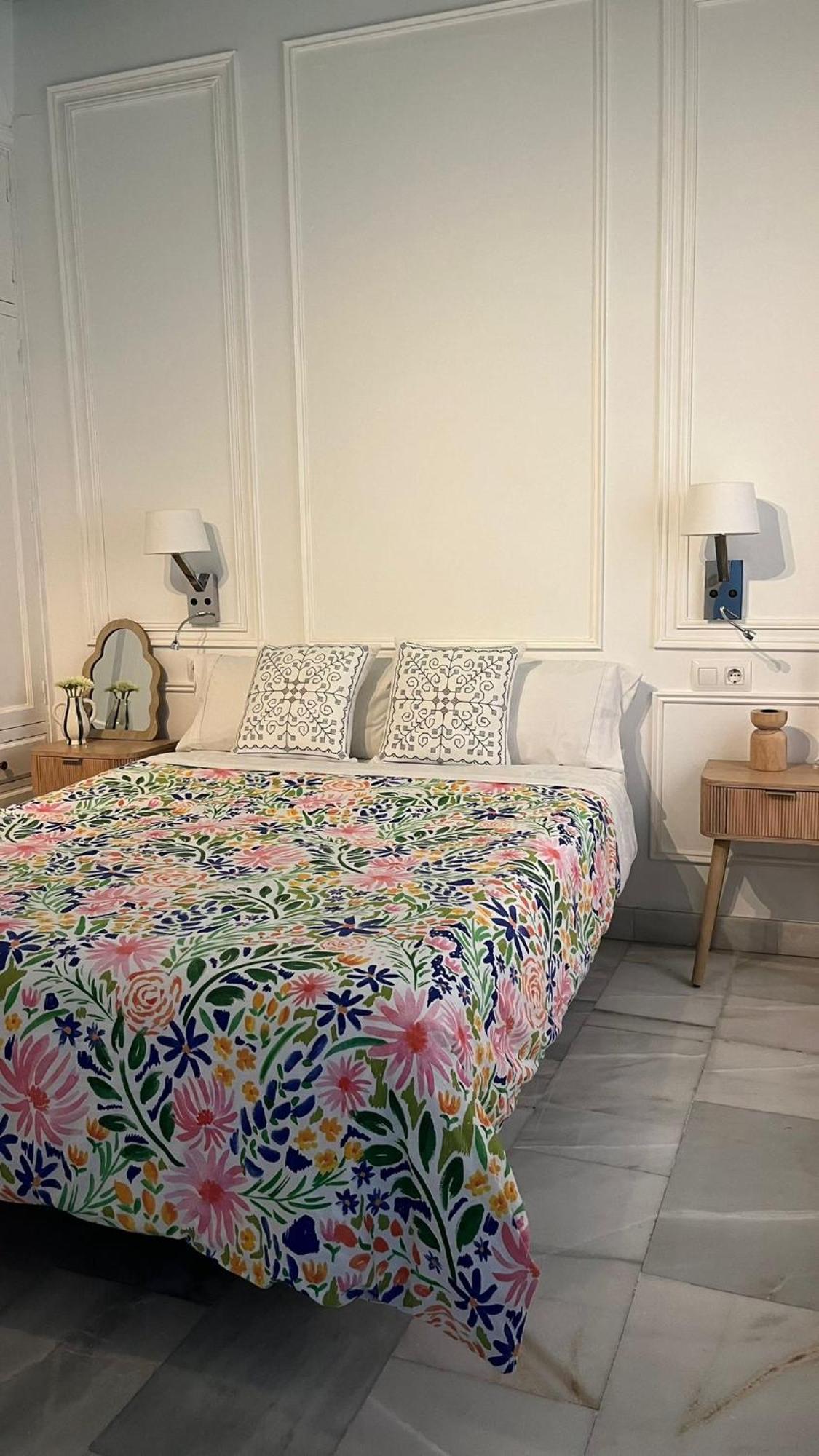 Apartamento En Casco Antiguo - Plaza De La Gavidia Sewilla Zewnętrze zdjęcie
